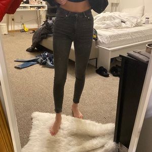 Zara jeans